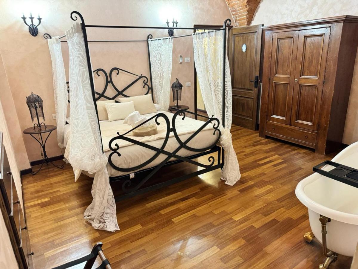 Luxury Corte Dei Nobili Lucca Luaran gambar